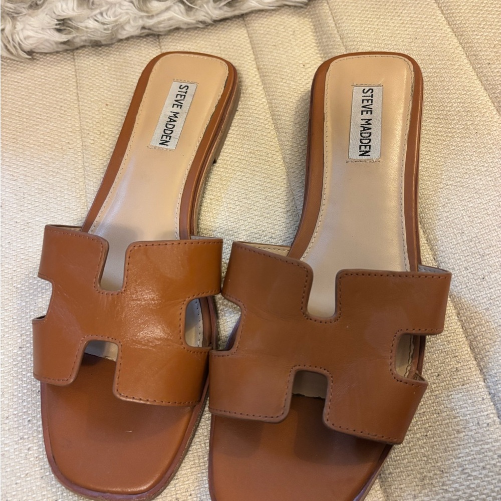 Steve Madden Brown Leather Slide Sandals - Picture 6 of 6